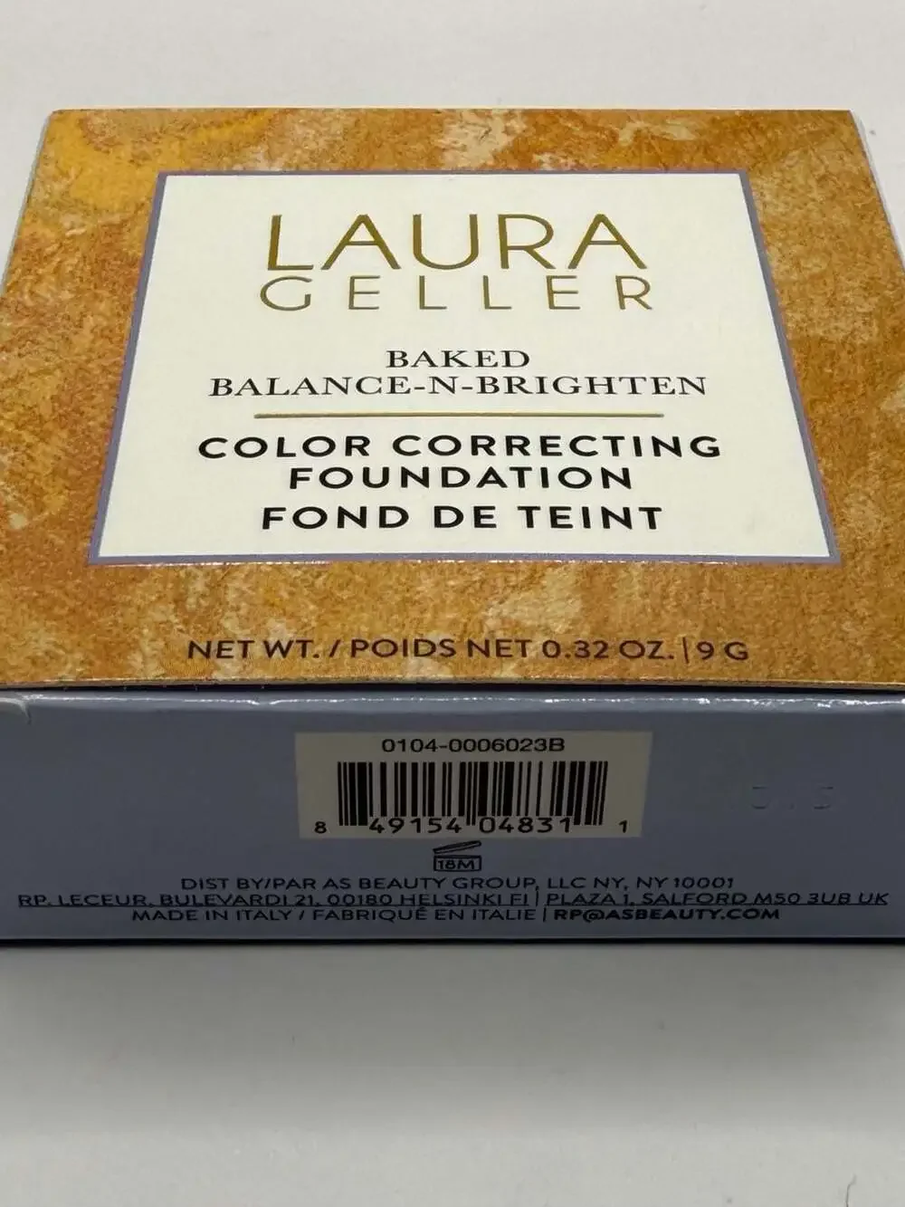 Laura Geller Baked Balance-n-Brighten Color Correcting Foundation in Light